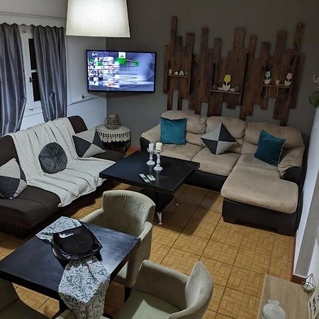 Nafpaktos Beach Apartment Екстер'єр фото