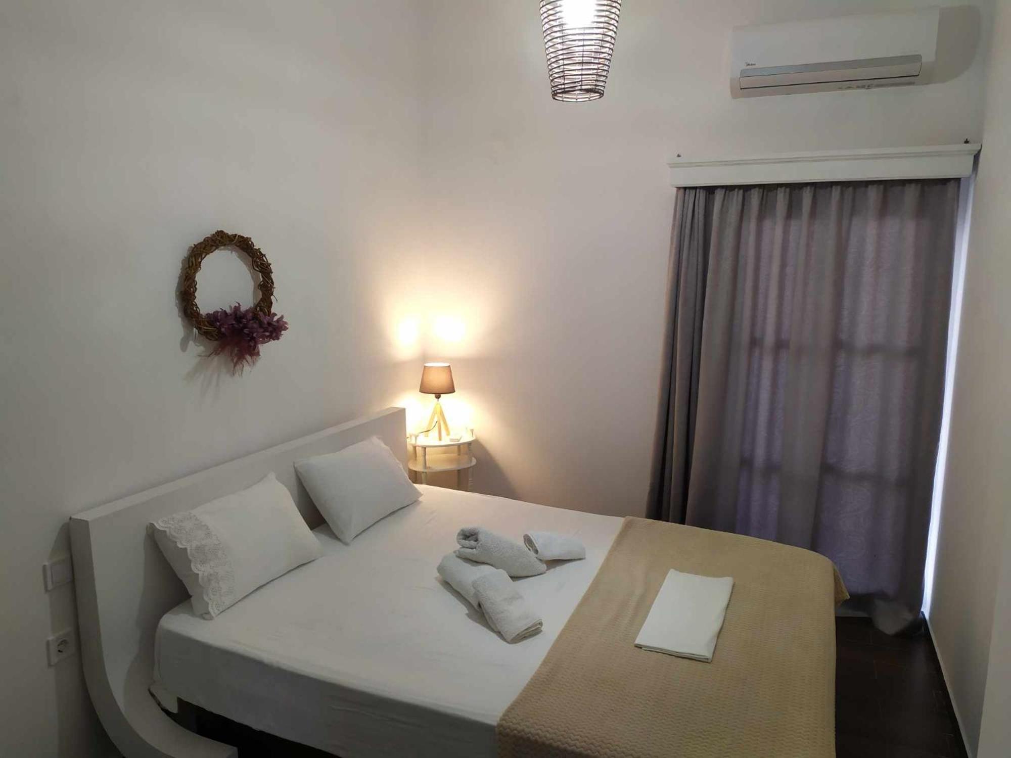 Nafpaktos Beach Apartment Екстер'єр фото