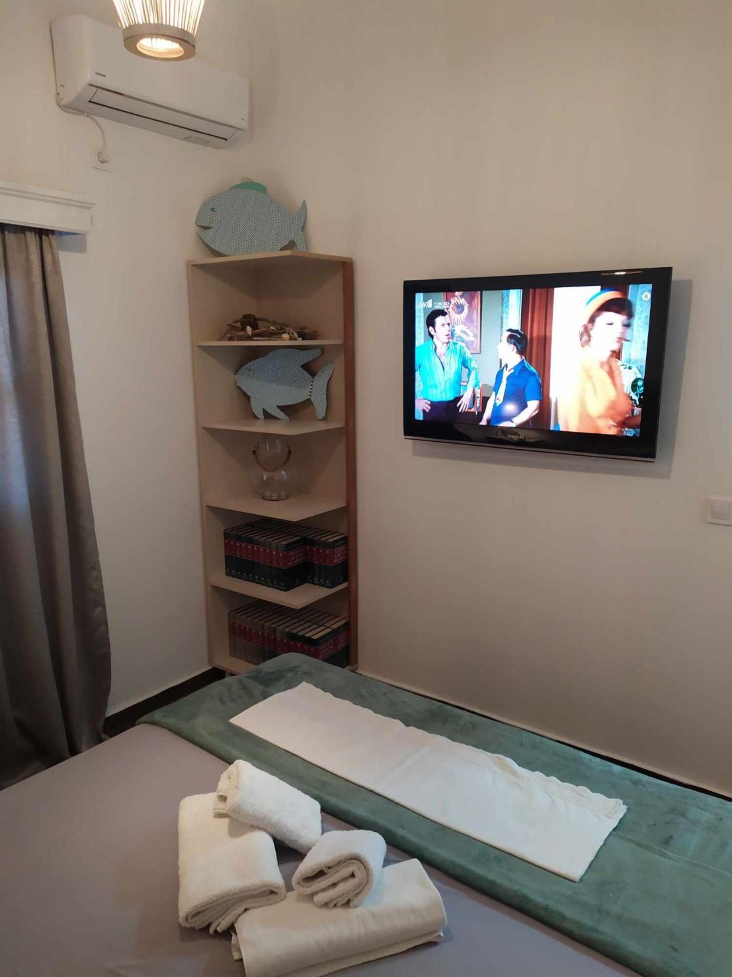Nafpaktos Beach Apartment Екстер'єр фото